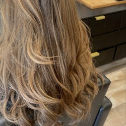 Haven And The Hideout Salon And Barber