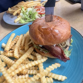 Snack Shack - Blue cheese bacon - Diners Near Me - Eugene, Oregon Snack Shack - Blue cheese bacon - Diners Near Me - Eugene, Oregon