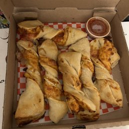 Cheese twists- pass on the pizza, get the twists instead Cheese twists- pass on the pizza, get the twists instead