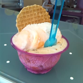 El Gulus - Helado de Tocino de cielo y Tarta de Queso con frambuesa - Ice Cream & Frozen Yogurt Near Me - La Linea de la Concepción, California El Gulus - Helado de Tocino de cielo y Tarta de Queso con frambuesa - Ice Cream & Frozen Yogurt Near Me - La Linea de la Concepción, California