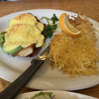 Old Monterey Cafe - Egg Benedict - Breakfast & Brunch Near Me - Monterey, California Old Monterey Cafe - Egg Benedict - Breakfast & Brunch Near Me - Monterey, California