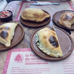 La Fuente de mi Tierra - Empanadas