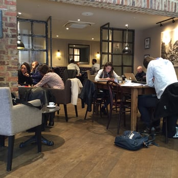 Caffe Nero - Cafes Near Me - London, XGL