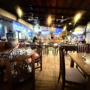 Sticky Fingers Wings - Inside seating - Seafood Near Me - Puerto Vallarta, JAL Sticky Fingers Wings - Inside seating - Seafood Near Me - Puerto Vallarta, JAL