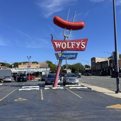 Wolfy's - The classic sign craving one!