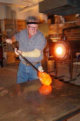 Akron Glass Works by null