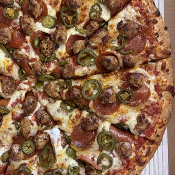 Porky's Pizza - pepperoni, Italian sausage, and jalapeño pizza - Pizza Near Me - Placentia, California Porky's Pizza - pepperoni, Italian sausage, and jalapeño pizza - Pizza Near Me - Placentia, California