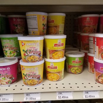 Evergreen Asian Market - Curry paste. - International Grocery Near Me - Everett, Washington