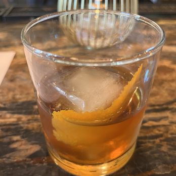 Le Ono - Rum Old Fashioned - French Near Me - O'Fallon, Illinois