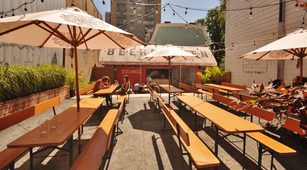 Stillwell Beergarden by null