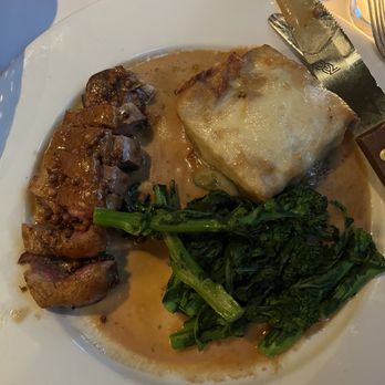 Le Jardin Bistro - Grilled duck breast broccolini. Impressive tender cut. - French Near Me - New York, New York Le Jardin Bistro - Grilled duck breast broccolini. Impressive tender cut. - French Near Me - New York, New York