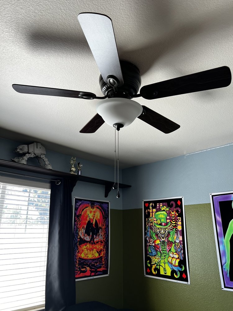 Slide of D & D Electric