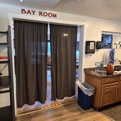 Cali BBQ - Bay room for a party of 40