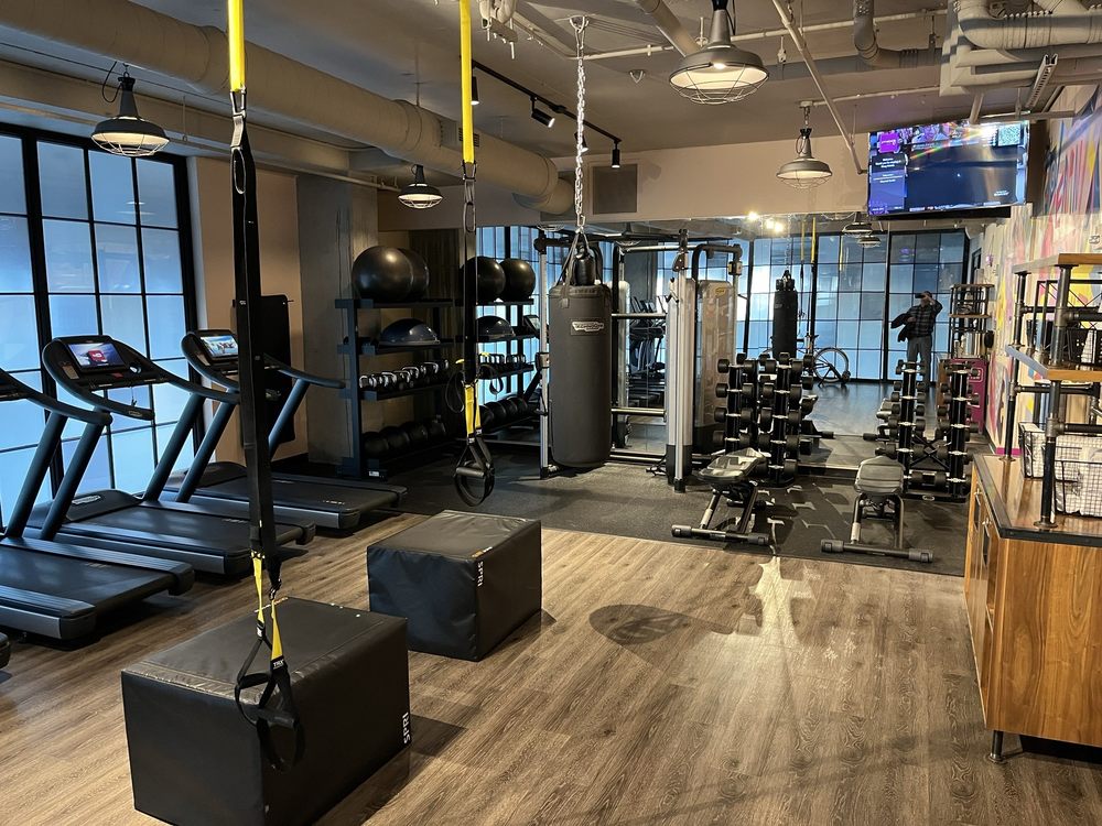 Moxy Nashville Vanderbilt Area - wedding in Nashville, TN