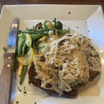The Harp And Crown Pub And Kitchen - Irish Meatloaf - Irish Pub Near Me - Cornelius, North Carolina The Harp And Crown Pub And Kitchen - Irish Meatloaf - Irish Pub Near Me - Cornelius, North Carolina