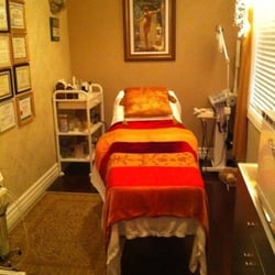 Heavenly Hands Med Spa - Treatment room