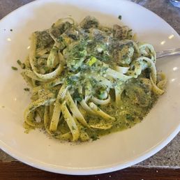 Fettuccine Alfredo