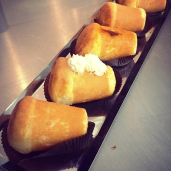 Cioccorocolato - babà - dalla fanpage di Cioccorocolato - Cafes Near Me - Pisa, PI