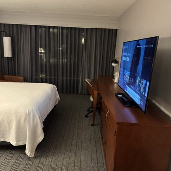 Courtyard by Marriott Long Island MacArthur Airport - Room w/ 2 Queen Beds - Hotels Near Me - Ronkonkoma, New York Courtyard by Marriott Long Island MacArthur Airport - Room w/ 2 Queen Beds - Hotels Near Me - Ronkonkoma, New York