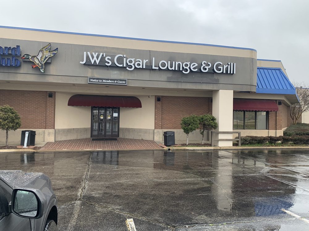 JWS CIGAR LOUNGE & GRILL Updated July 2024 3006 S Caraway Rd