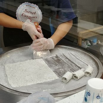 Sweet Creams - Rolling....in the deep! - Ice Cream & Frozen Yogurt Near Me - Honolulu, Hawaii