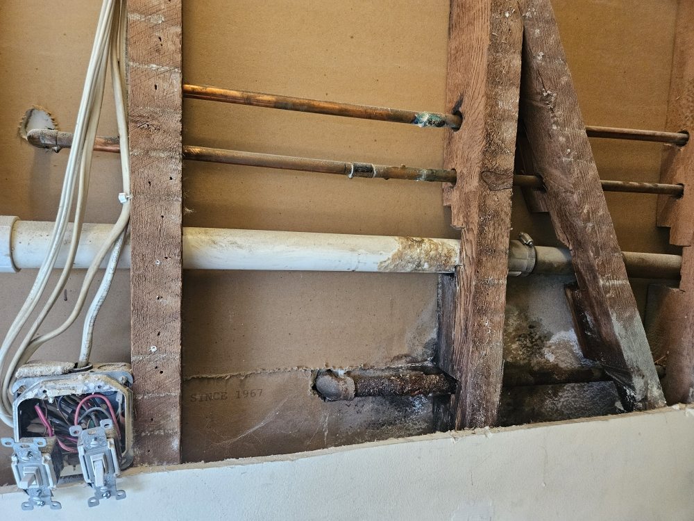 Slide of Dave's Plumbing and Heating