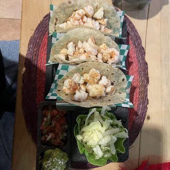 Mariachis y Tequila - Shrimp tacos - Mexican Near Me - Puerto Peñasco, SON Mariachis y Tequila - Shrimp tacos - Mexican Near Me - Puerto Peñasco, SON