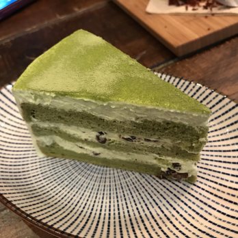Hanso Café - Matcha Cake - Coffee & Tea Near Me - Madrid, M