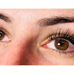 Kris Lash & Beauty Studio - Lashes