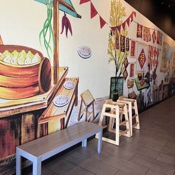 Crystal Dumplings - cute mural - Dim Sum Near Me - Garden Grove, California