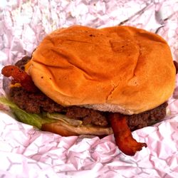 Lankford Grocery & Market - Bacon Cheeseburger
