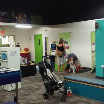 Eugene Science Center - inside - Children's Museums Near Me - Eugene, Oregon