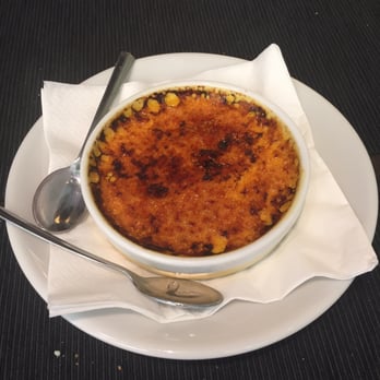Est Artigiani del Gusto - Crème brûlée. I don't recommend this. - Cafes Near Me - Rome, RM