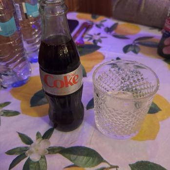 Bonge's Tavern - Diet Coke - New American Near Me - Perkinsville, Indiana