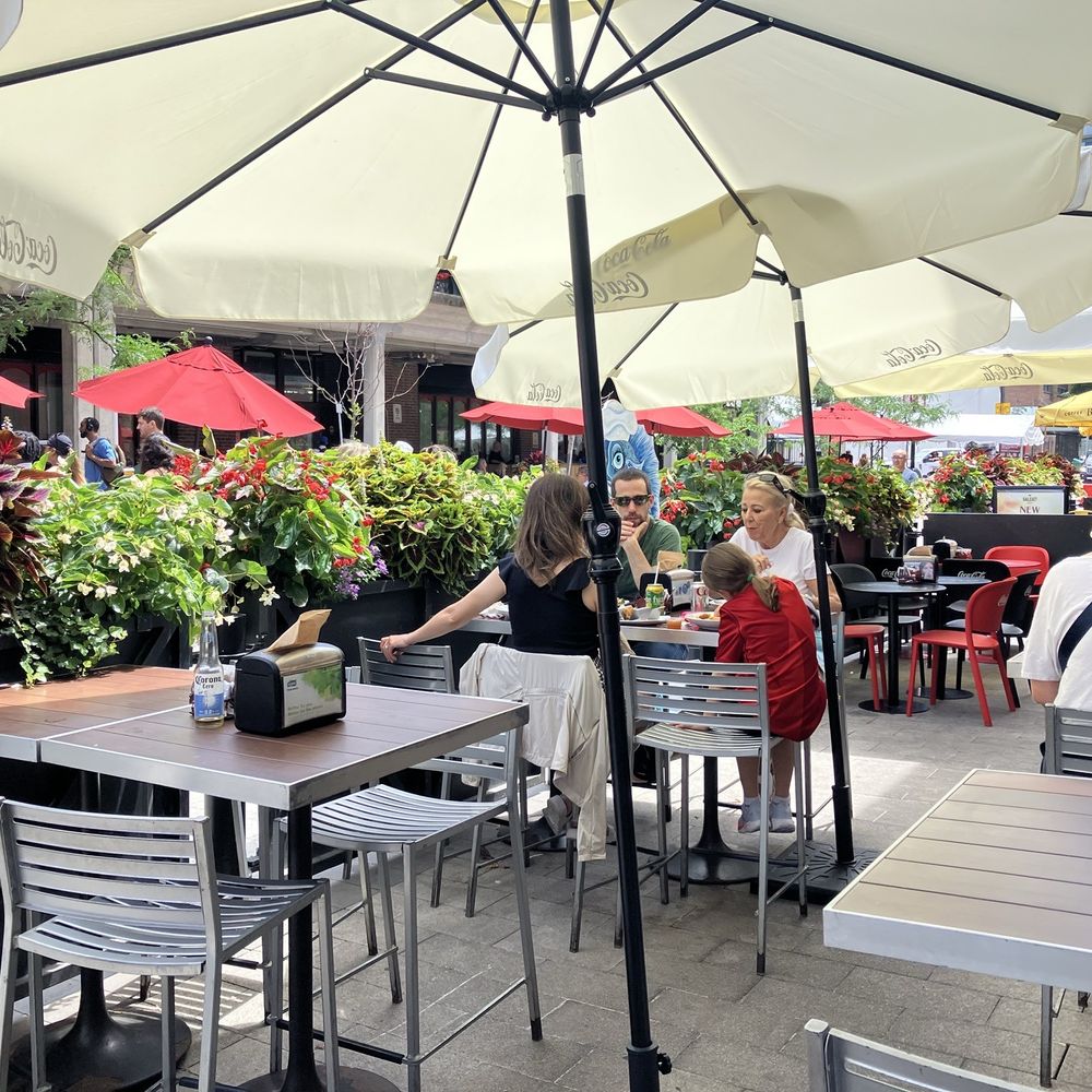 Market Street Catch - Outside patio - Seafood Near Me - Toronto, Ontario