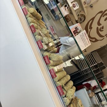 Diddy Riese Cookies - Cookies - Desserts Near Me - Los Angeles, California
