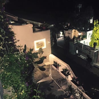 Villa Rosa di Caldieri Francesco - Guest Houses Near Me - Positano, SA
