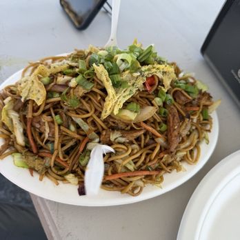 Baba's Kitchen - Egg chowmein - Food Trucks Near Me - Sunnyvale, California Baba's Kitchen - Egg chowmein - Food Trucks Near Me - Sunnyvale, California