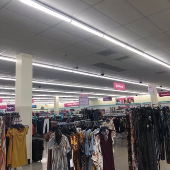 dd's DISCOUNTS - Women's Clothing Near Me - Philadelphia, Pennsylvania