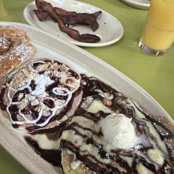 Snooze, an A.M. Eatery - Pancake Flight Customized - Breakfast & Brunch Near Me - Nashville, Tennessee Snooze, an A.M. Eatery - Pancake Flight Customized - Breakfast & Brunch Near Me - Nashville, Tennessee