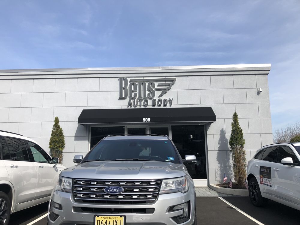 BENS AUTO BODY Updated September 2024 908 Belmont Ave, North