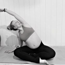 Yoga Phamily