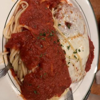Giardino Italian Restaurant - Chicken Parmigiana - Italian Near Me - Springfield, Virginia Giardino Italian Restaurant - Chicken Parmigiana - Italian Near Me - Springfield, Virginia
