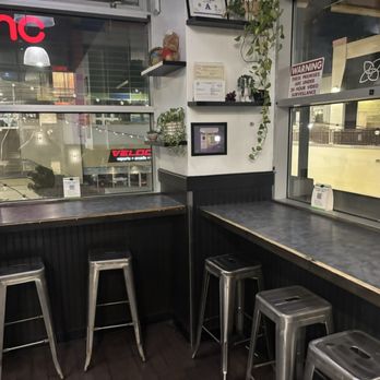 Earthly Plant Based Eatery - More seating - Vegan Near Me - Las Vegas, Nevada