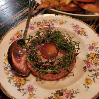 The Loyalist - Tartare de boeuf and bread - New American Near Me - Chicago, Illinois The Loyalist - Tartare de boeuf and bread - New American Near Me - Chicago, Illinois