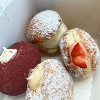 Gold Bunny Donuts - Red velvet, eyr grey, strawberry and original - Coffee & Tea Near Me - Bethesda, Maryland Gold Bunny Donuts - Red velvet, eyr grey, strawberry and original - Coffee & Tea Near Me - Bethesda, Maryland