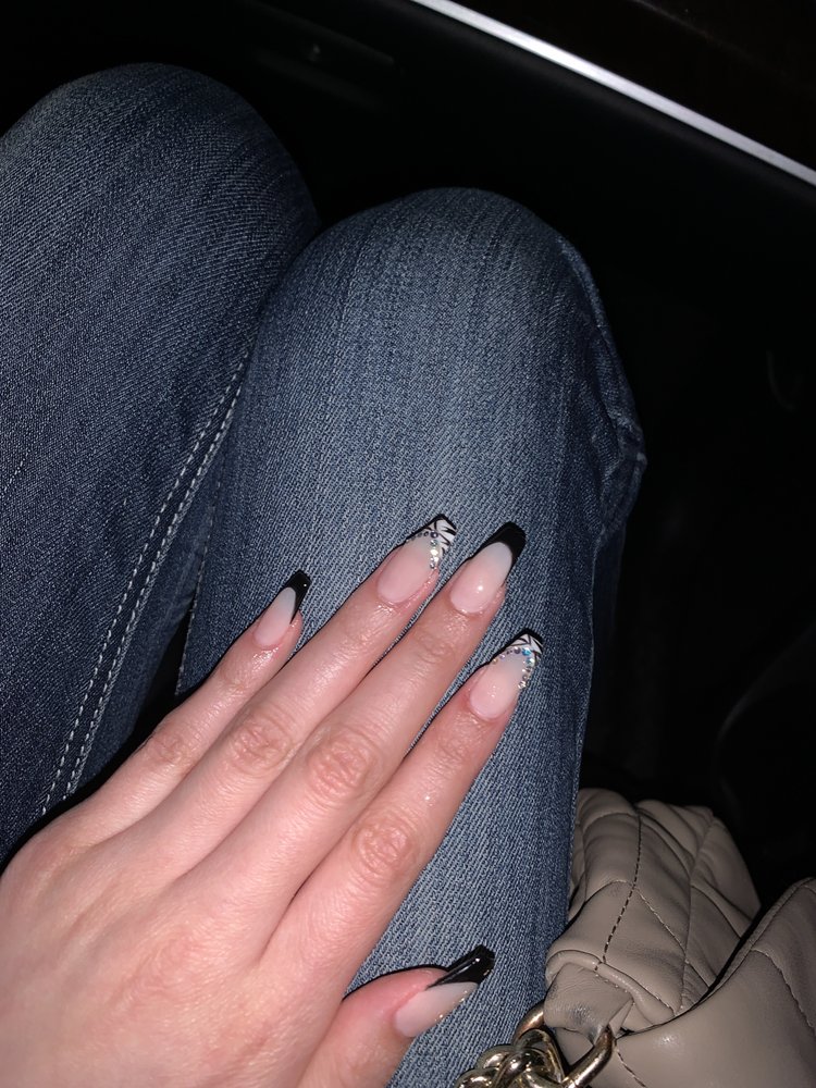 Q NAILS Updated September 2024 251 Photos & 20 Reviews 2920