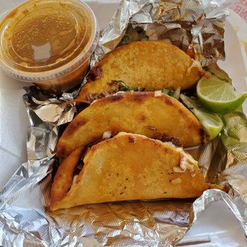 Taqueria Emanuel - One order of birria tacos - Mexican Near Me - Tampa, Florida Taqueria Emanuel - One order of birria tacos - Mexican Near Me - Tampa, Florida