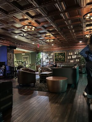 Feral Kitchen & Lounge by null