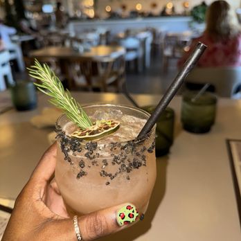 Luna Bistro Cafe - New American Near Me - Long Beach, California
